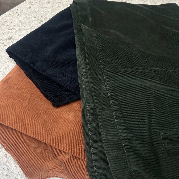 LOFT Dark Green Wide Leg Pants - Picture 2 of 2